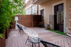 Terrasse en bambou au bureau MOSO Barcelone