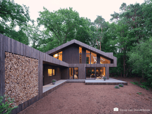 Speehuis in the Netherlands vertical timber cladding 