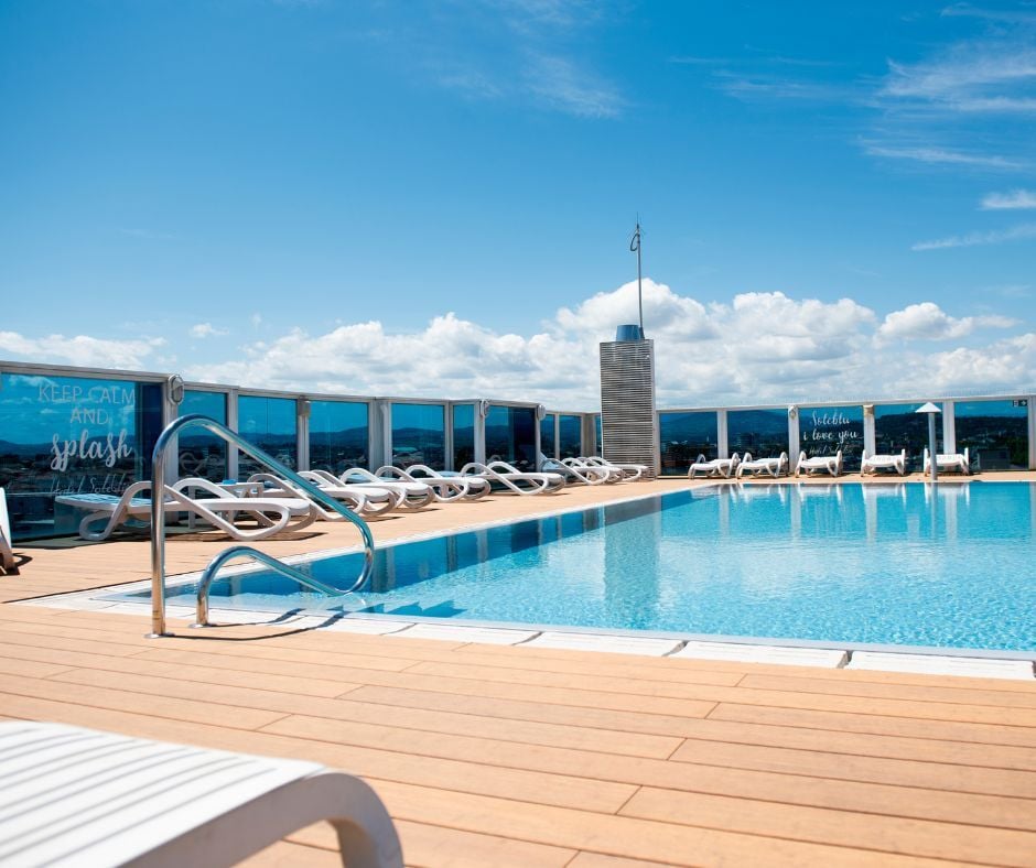 2025-08-14_2025003 Hotel Soleblu_N-durance_Sikkens Savana_FB (6)